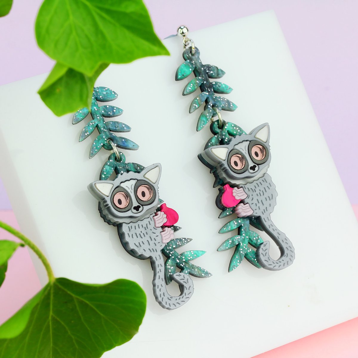 My, what big eyes you've got.

Check out our #BushBaby collection for more like this! All of our jewellery is made by hand in England from layers of intricately cut and detailed acrylic.

#Ukgift #ShopIndie #UKGiftHour #UKGiftAM #MadeInEngland #shopsmall