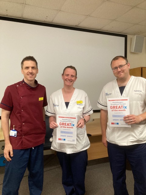 Congratulations to physiotherapists Ellie and Kieran for going the extra mile in supporting patients and colleagues 🌟🌟 #thankyou