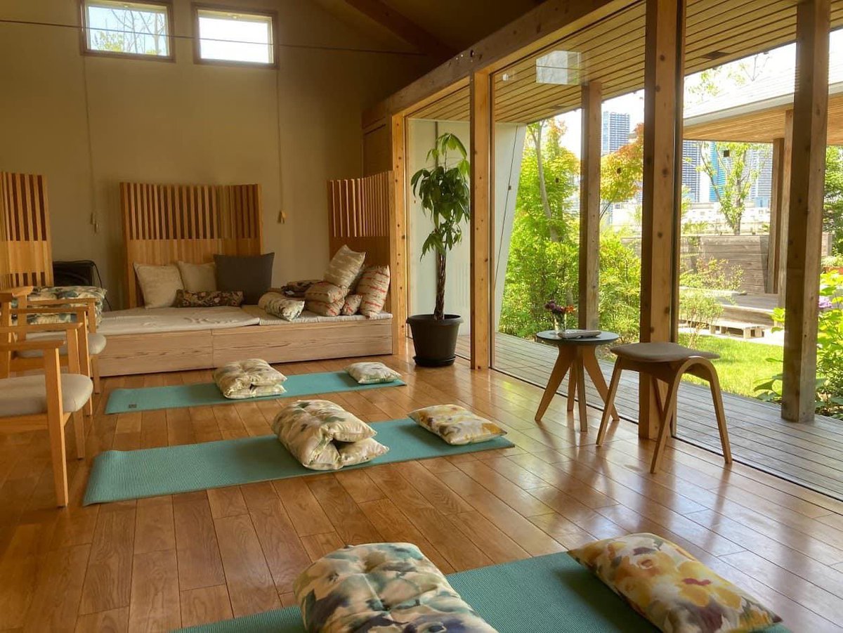 maggiestokyo's tweet photo. 🏃‍♂️ノルディックウォーキング🏃‍♀️
7月11・25日（火）16:30～18:00　
🧘心のリラクセーション🧘‍♀️
7月7日（金）、25日（火）
🍽️食事や栄養のお話🍽️
7月12日（水）14:30～15:30
☕️チャールズクラブ☕️
7月27日（木）10:30～11;30
🤸からだのリラクセーション🤸‍♂️
7月28日（金）
お申込↓
https://t.co/jcMFOAhIyX https://t.co/vUOhsqYaya