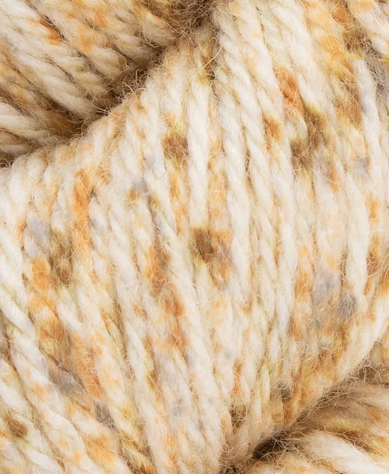 woolandcrafts1's tweet image. A collection of new shades and 12 accompanying patterns curated and designed by Sarah Hatton for @WYSpinners Croft range.

#NewYarn #NewShades #AW23 #LYS #WoolAndCrafts