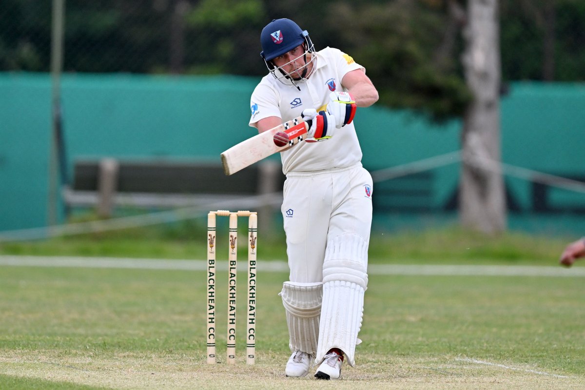 ksncricket's tweet photo. At the halfway stage of the season in the @Kentcricketlge , the Premier Division saw @TWCricketClub holding on to the number one spot in a tight top half of the table. @MarkDoigFC reports. https://t.co/LPmfcUTT85 https://t.co/aBwrPpoZUN