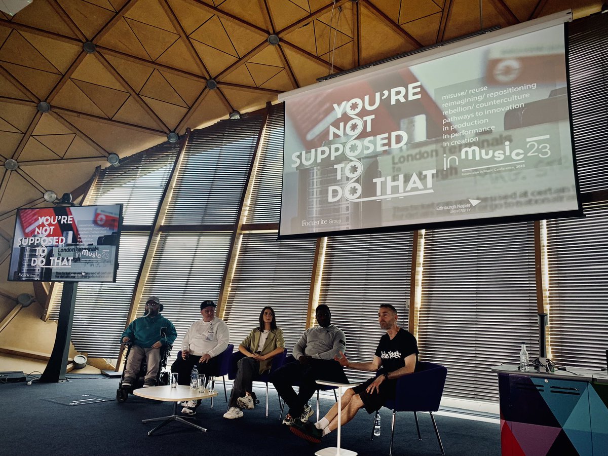 Zack Moir tweet media