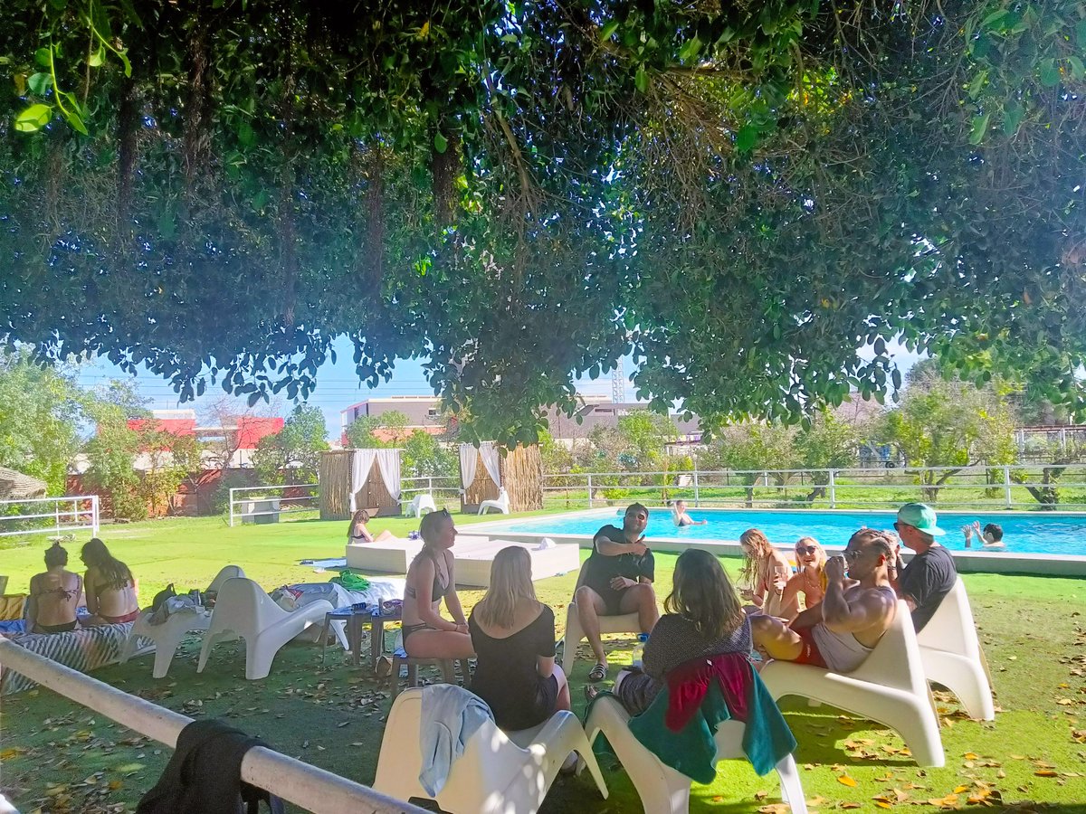 lagranduquesa's tweet photo. Villa La Gran Duquesa, tourist rental for groups of 20 to 30 people, with swimming pool, games room, karaoke, BBQ, tent, beach, table tennis, basketball, darts, billiards, table football, supermarkets and nearby tram. https://t.co/UkNYs0PUvj