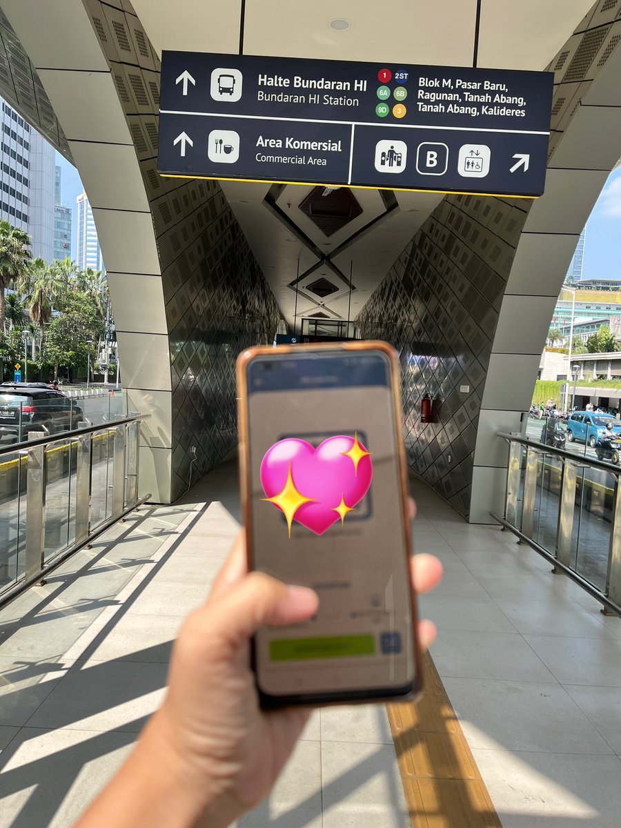 Lenny_diary's tweet photo. Naik MRT Hemat Pake App Jaklingko!

Kini uda ga bisa pake gopay ovo dll tapi tenang aja ada lyfe hack pake App Jaklingko justru lebih murah karena tarif integrasi. Bayarnya pake QRIS.

Aku coba dari Lebak Bulus ke Monas cuma 6.750 naik MRT lanjut TJ.

https://t.co/JxwSsm8fUy https://t.co/9xnlfl8u8d