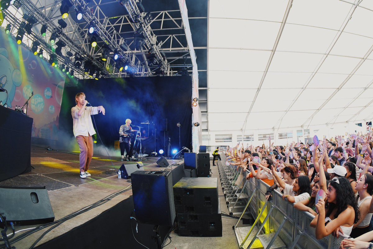 THREE1989 tweet media