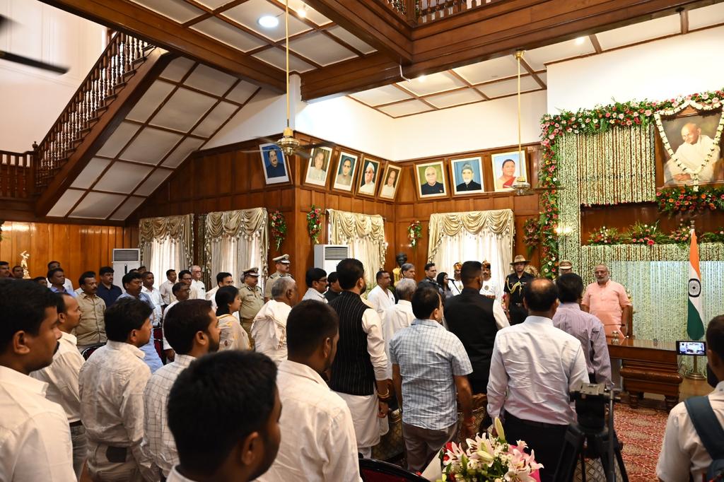 दिवंगत जगरनाथ महतो की पत्नी बेबी देवी ने ली मंत्री पद की शपथ-Baby Devi, wife of late Jagarnath Mahto, took oath as minister