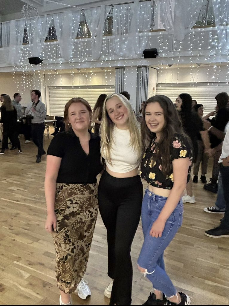 LilyFrameMSYP 🏳️‍🌈 tweet media