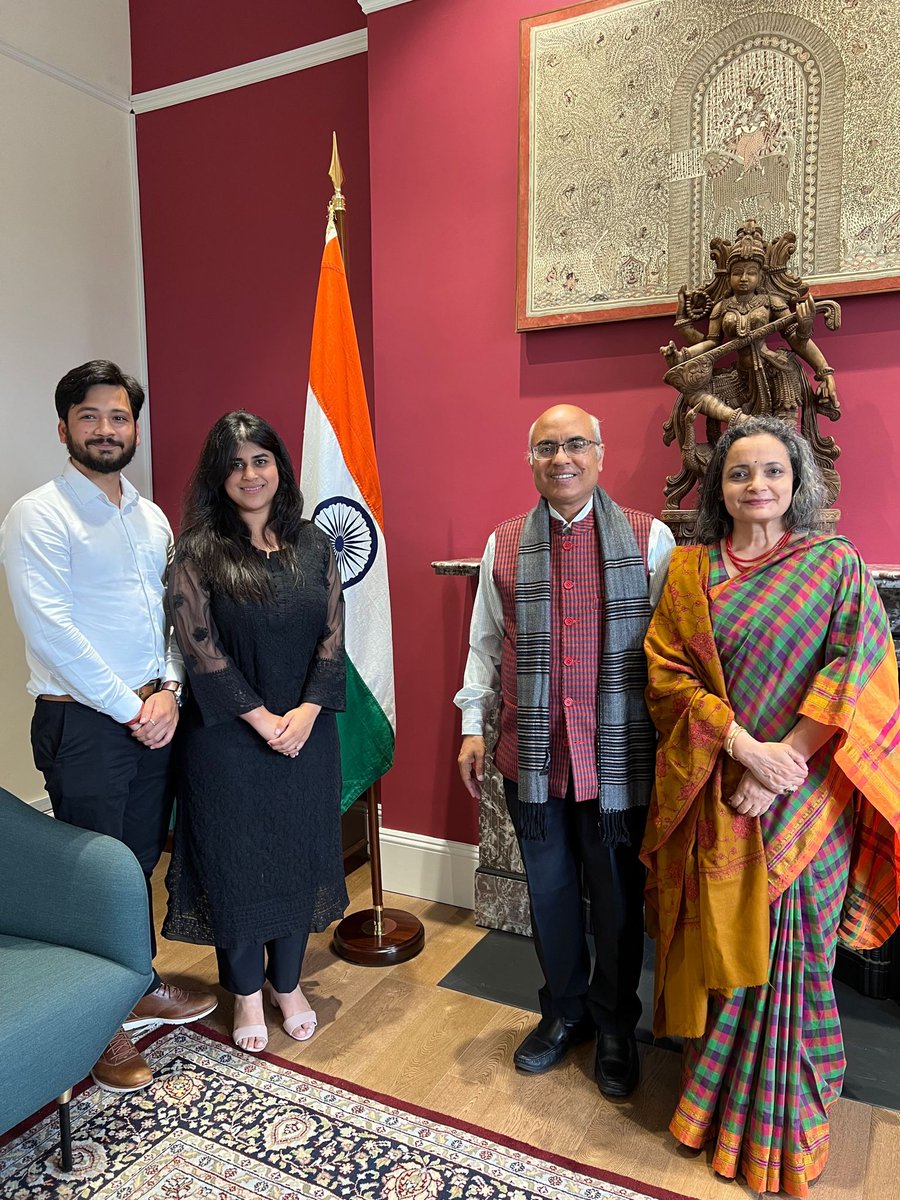 Ambassador @AkhileshIFS & Mrs. @ReetiMishra meeting with Ms. Shivangi Bhartiya, Digital Transformation Leader at @DeloitteDigital & Mr. Ashutosh Rawal, AML Analyst at @permanenttsb 
@IndianDiplomacy @MEAIndia @AmritMahotsav