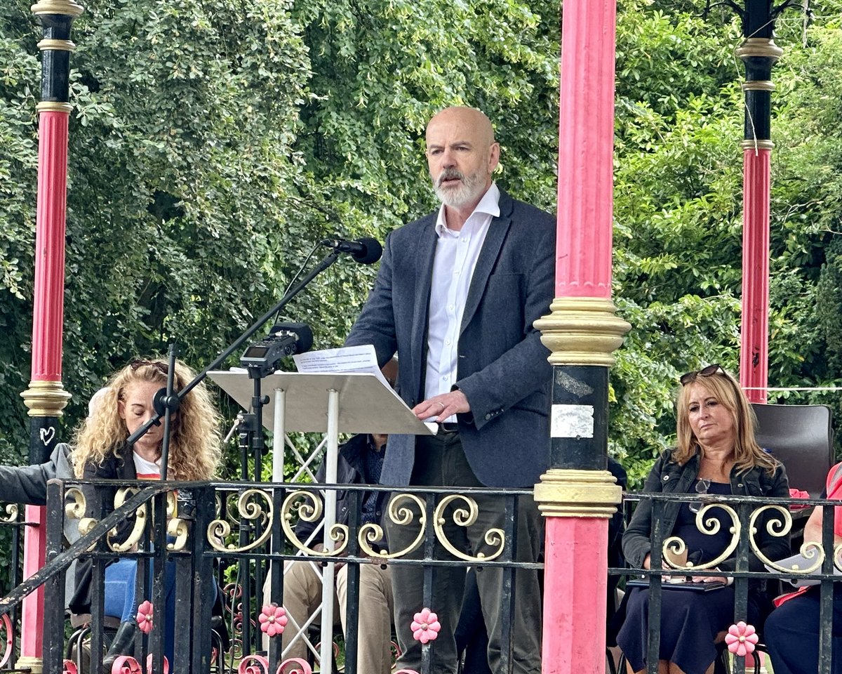 UNISONWales's tweet photo. ✊Hundreds of campaigners marched through Tredegar in South Wales to celebrate 75 years of the NHS.✊

📰Full story: https://t.co/R50Xdf9rD9

#NHS75 #NHS https://t.co/rcwfYiDUVe