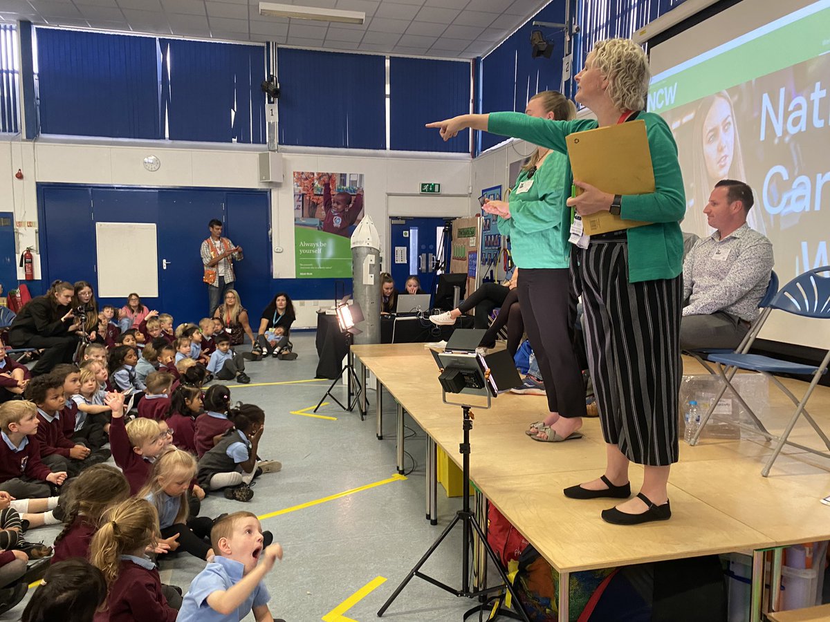 Fantastic start to our #careersweek with @OwnFutures &amp; our volunteers including <a href="/ST3AMCo/">STEAM Co. 🚀🎨🎸📦🔥</a> as we look at the world of work &amp; opportunities for the future <a href="/CareersWeek/">National Careers Week</a> <a href="/HealthCareersUK/">NHS Health Careers</a> @BBCCareers <a href="/amazingholt/">Claire Holt</a> #work #bettertogether