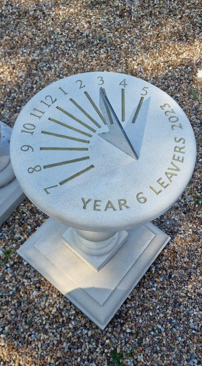 Our Coronation #Sundial is popular as a school gift. This working sundial is a great way to remember significant events and people. A way to share a moment in time forever.
Contact our team to order yours. Engraving available in a range of colours. Call 01892 740866, 
#memories