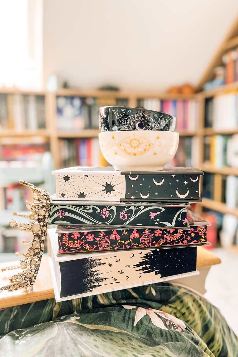 Bookslovereade1's tweet photo. Bookish Question of the Day
Do you like reading books with multiple points of view?
If you do which is your favourite?
#multiplepov #bookishquestion #BookTwitter #booktwt https://t.co/NF7h35pRhM