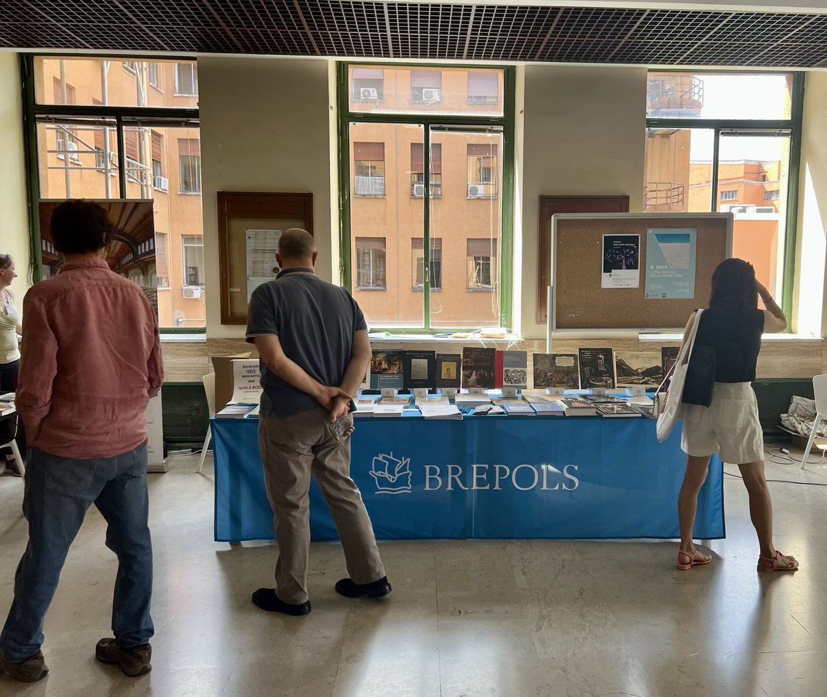 Brepols's tweet image. Ciao Roma!
We are attending the 2023 @isecs_sieds  congress with our newest titles in 18th-Century Studies at @SapienzaRoma 

Browse our #isecs2023 conference offer via brepols.net/ISECS23
#Isecs23 #earlymoderntwitter