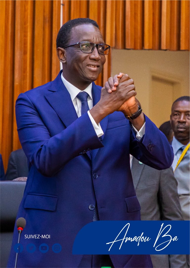 Iphone6plusI's tweet photo. Son excellence Mr Amadou Ba PM vous dites bon début de semaine https://t.co/eK3XUyjGOG