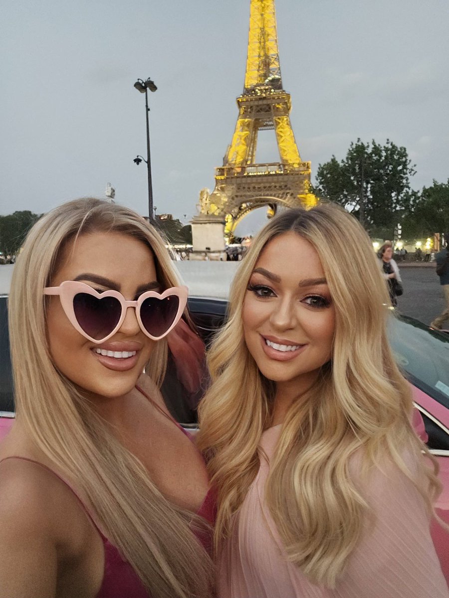 LeahDaryl's tweet photo. Brooke’s Bachelorette 🩷🇫🇷 https://t.co/olxDyUQrDu