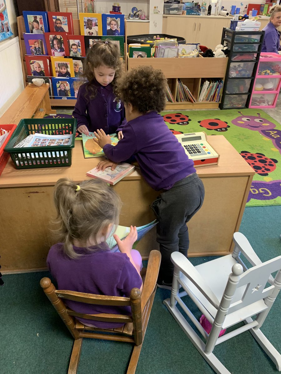 brighterbunnies's tweet photo. Putting books in each area of learning relating to that area means that children are more likely to pick up a book instead of purposely going to the book corner #eyfs #literacy #reading #encouragingreading https://t.co/6lWpAP6bmI