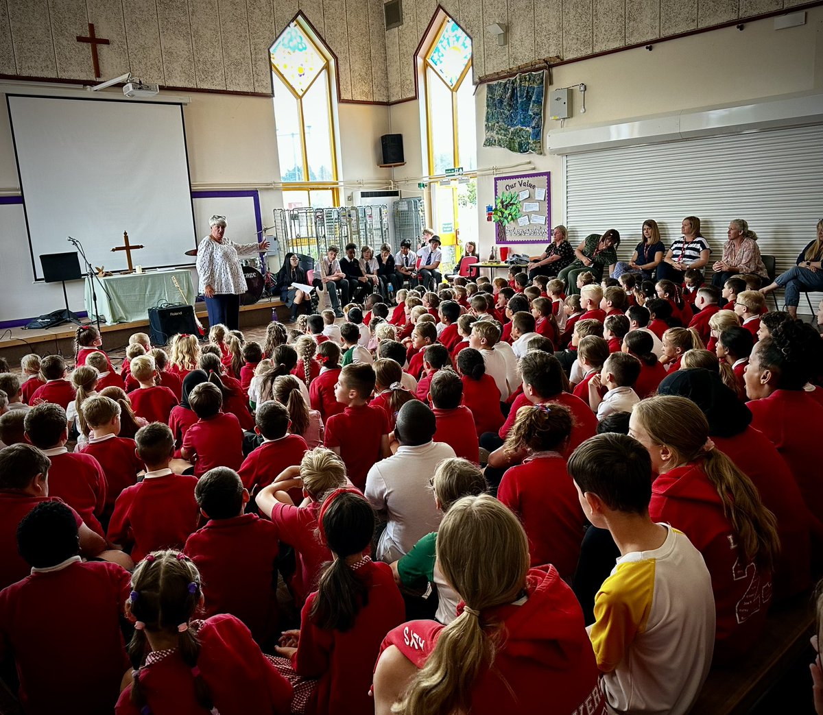 A big thank you as always to the staff and students <a href="/Stfagansadmin/">St Fagans CW Primary</a> for hosting our <a href="/BOLHS_Mus/">BOLHS Perf Arts Dept</a> transition visit this morning. Thank you to our tour bus driver, Mr Davies (<a href="/BOLHS_Caplan/">School Chaplain</a>) for giving up your time to transport us too 🎶🚌🎶