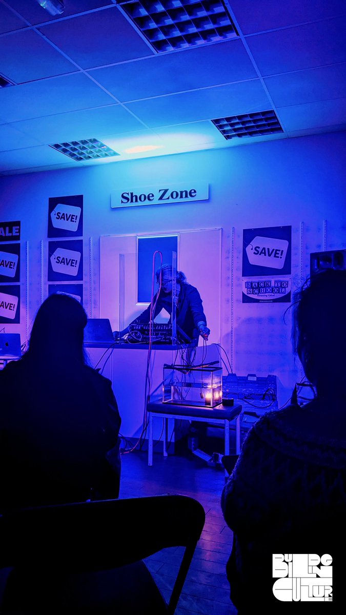 EmptyShop's tweet photo. Class gig last night, HUGE thanks to @IndustrialCoas1 for bringing the event - he puts on a mint night.

Thanks to everyone who turned out for a Sunday night in #Peterlee - the first public event as part of the Place Lab Peterlee pilot 🔥🔥

#BuildingCulture #countydurham https://t.co/Zqk6YHRS9a