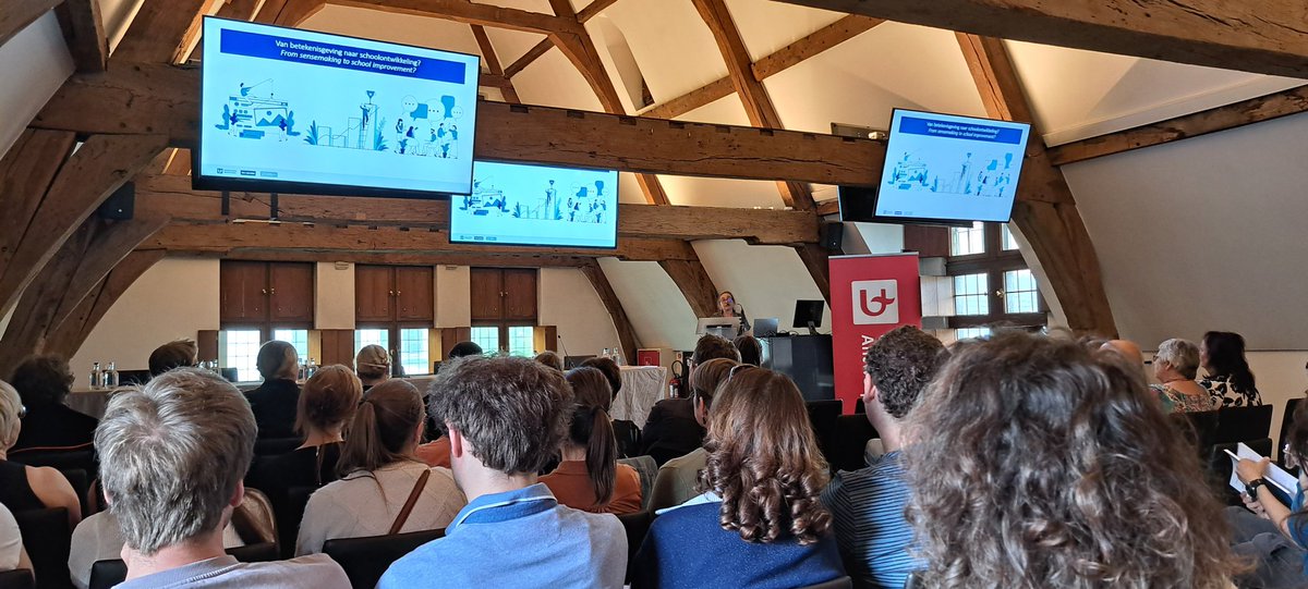 EejmsQ's tweet photo. Beschikbaarheid van gegevens leidt niet noodzakelijk tot het gebruik ervan, maar alle neuzen in dezelfde richting krijgen, blijkt een belangrijke stapsteen te zijn in scholen om het team te stimuleren in het gebruik van schoolfeedback. 
Proficiat dr! @evelyngoffin @EdubronUA https://t.co/sBOKcdK0V8