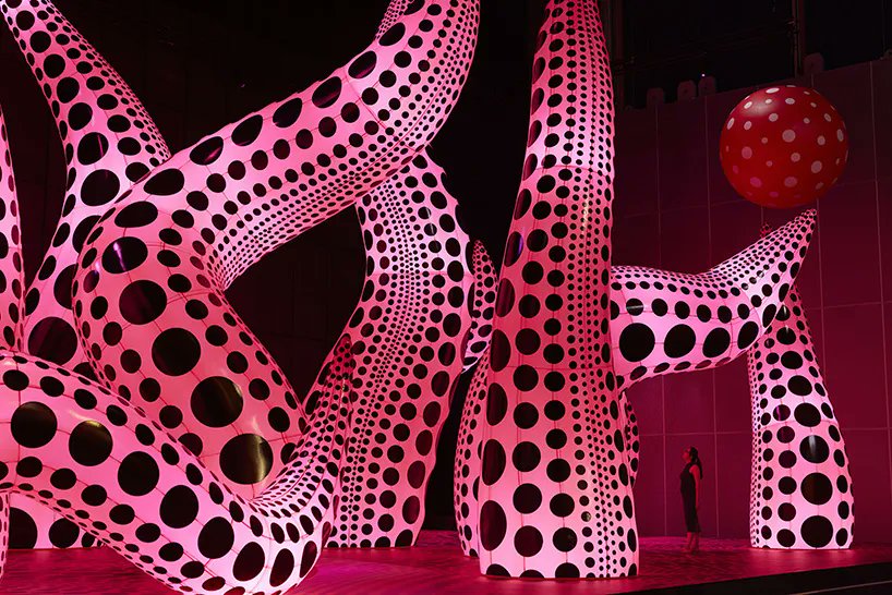 designboom's tweet photo. yayoi kusama's inflatable works take over manchester in 'you, me &amp; the balloons' exhibition at @factoryintl https://t.co/OluXxQDMrx https://t.co/ef7MBylZYX