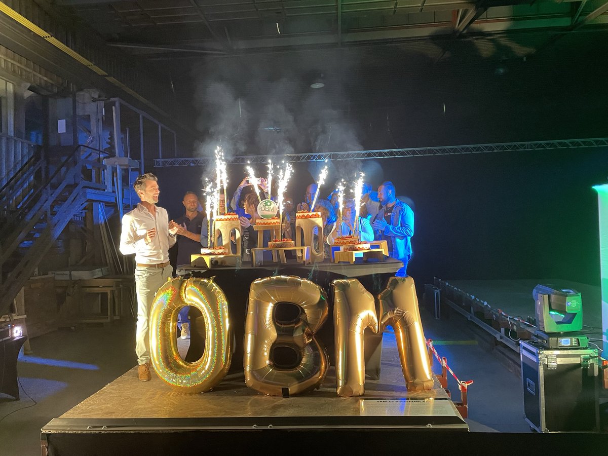 OBM_Constru's tweet photo. [ANNIVERSAIRE OBM] 🎉 OBM Construction a fêté ses 30 ans !

✨ L'ensemble des collaborateurs ainsi que nos clients, investissseurs, financeurs, architectes, bureaux d'études, sous-traitants, fournisseurs et partenaires ont répondu présents !

#constructionbois #decarbonation https://t.co/fsdRu0fOxz