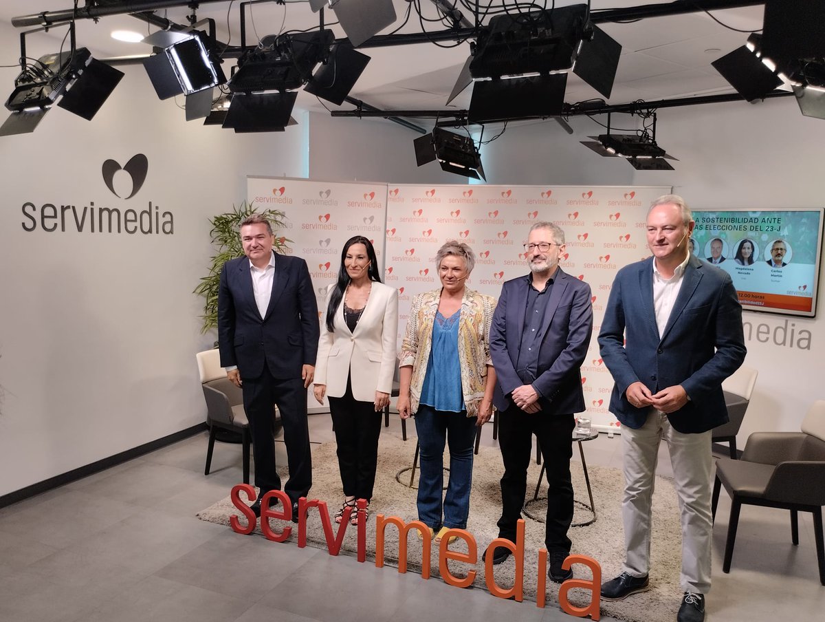 Forética (@foretica) on Twitter photo ✅ Todo preparado en el plató de <a href="/Servimedia/">Servimedia</a> para el #Diálogo que organizamos desde <a href="/Foretica/">Forética</a> sobre 'La #Sostenibilidad antes las Elecciones del #23J'.
🗣 Con representantes del <a href="/PSOE/">PSOE</a>, <a href="/ppopular/">Partido Popular</a>, <a href="/vox_es/">VOX 🇪🇸</a> y <a href="/Sumar/">Sumar</a>.
🕛 12:00h.
🎥 Síguelo en directo: youtube.com/live/UZIXDbK6P… ✅ Todo preparado en el plató de <a href="/Servimedia/">Servimedia</a> para el #Diálogo que organizamos desde <a href="/Foretica/">Forética</a> sobre 'La #Sostenibilidad antes las Elecciones del #23J'.
🗣 Con representantes del <a href="/PSOE/">PSOE</a>, <a href="/ppopular/">Partido Popular</a>, <a href="/vox_es/">VOX 🇪🇸</a> y <a href="/Sumar/">Sumar</a>.
🕛 12:00h.
🎥 Síguelo en directo: youtube.com/live/UZIXDbK6P…
