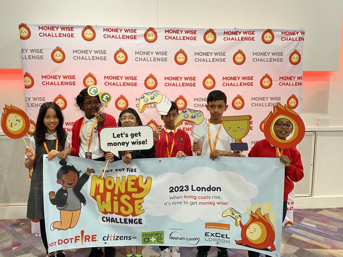Maths at Manorfield Primary School tweet media