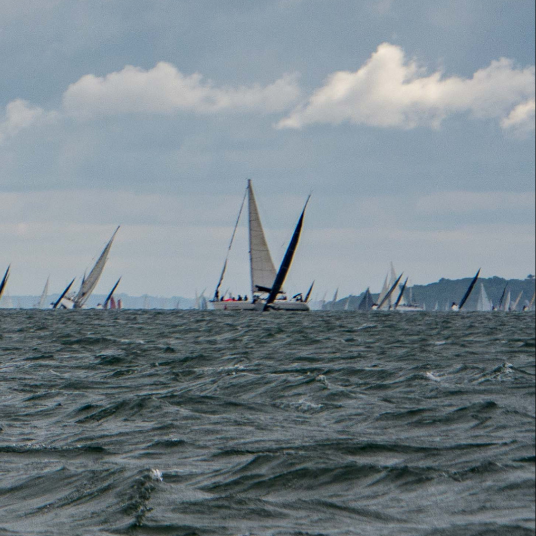 RLymYC's tweet image. Congratulations to all our members for their fantastic results in this year’s Round the Island Race. Find out more: ow.ly/YJoE50P2nGc #raceforall #teamlymo #lymington #yacht #racing