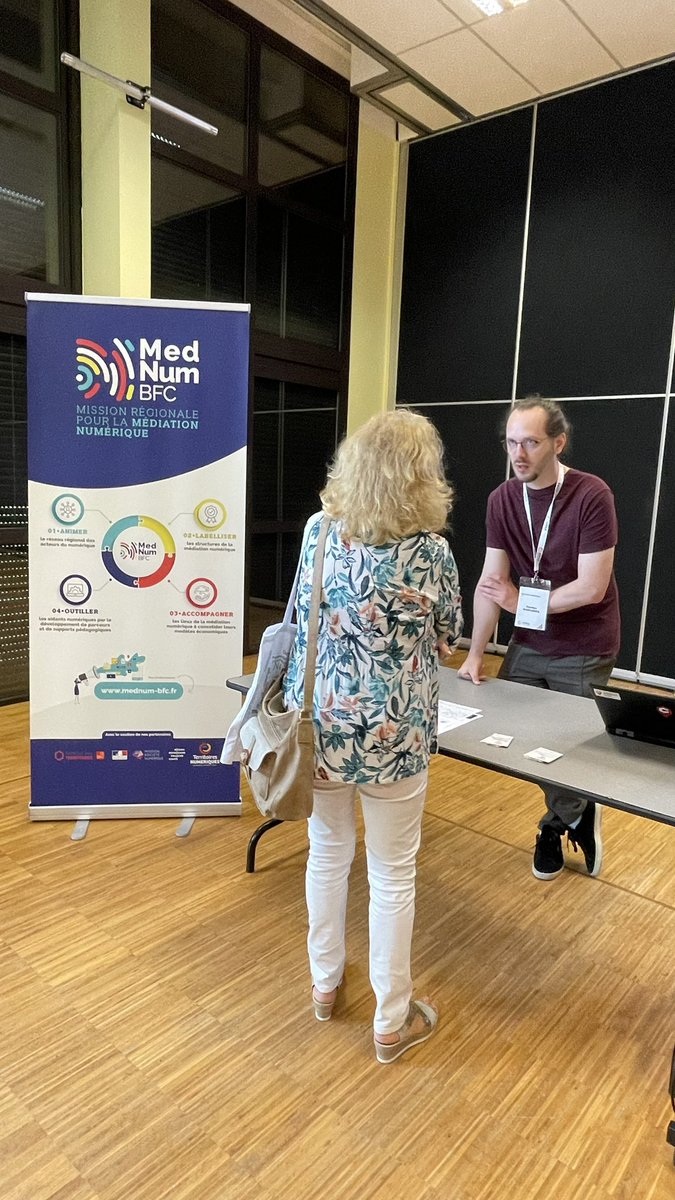 A Beaune la journée de l'assemblée générale de l’ARNia a démarré par une présentation ce matin des services (ateliers) aux adhérents venus des quatre coins de la région Bourgogne-Franche-Comté.