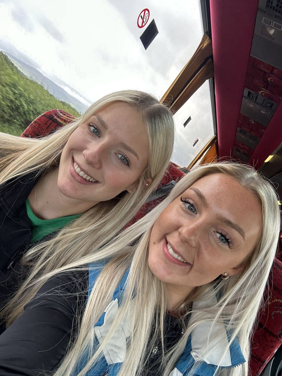 Miss Thomas tweet media