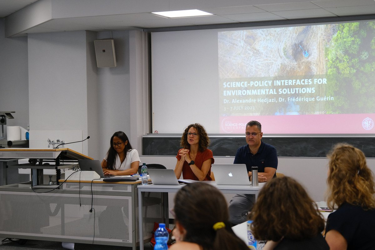 GenevaSPI's tweet image. 🙌Our first week-long @SummerUNIGE school on #SciencePolicyInterfaces for environmental solutions started today! We&apos;re thrilled to host 15 participants with very rich backgrounds, willing to learn, share and leverage their experiences to tackle global #environmental issues.