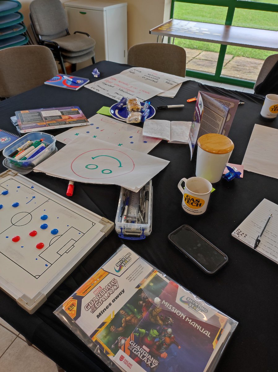 Julie Tate tweet media