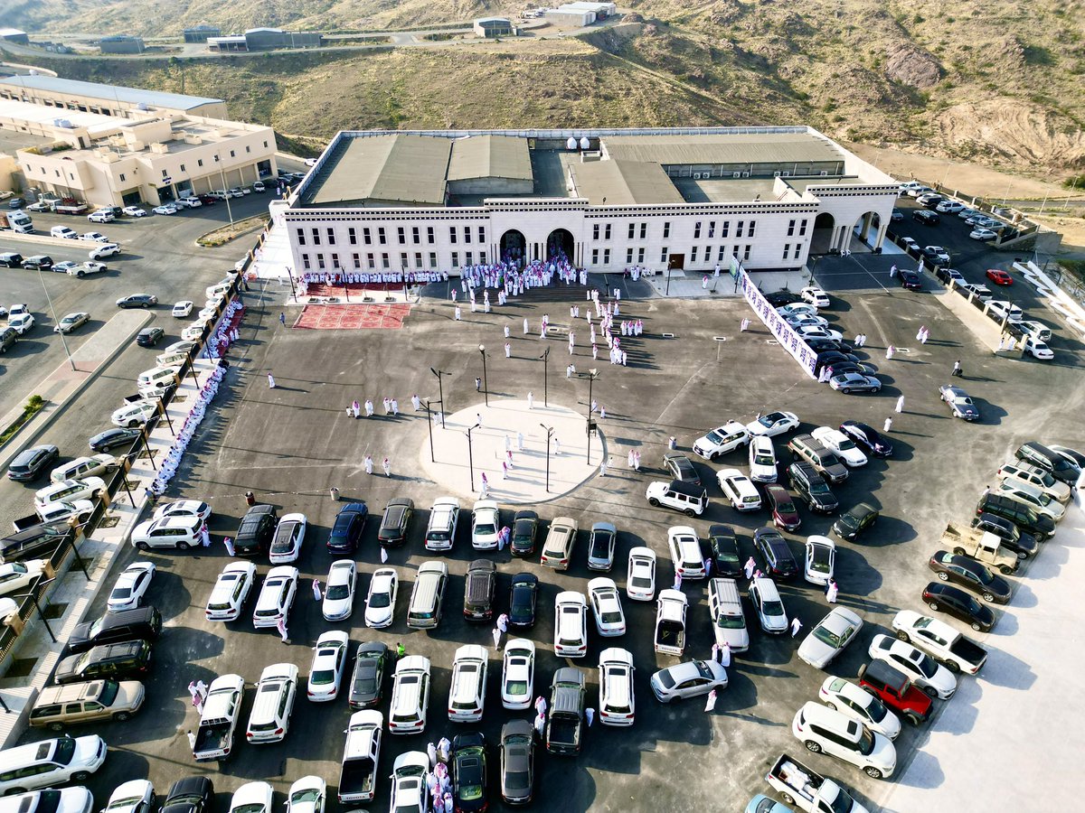 المصور /خميس العويفي tweet media