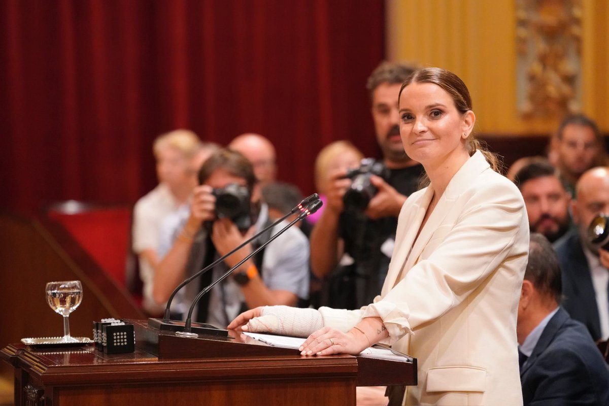 Per jo és un honor presentar-me al debat d’investidura, complint la meva paraula, i poder defensar el nostre acord, el nostre programa de govern i el canvi que ens han demanat els ciutadans de Balears.

El 28 de maig va guanyar el canvi i va guanyar la llibertat. #elcanvijaésaquí