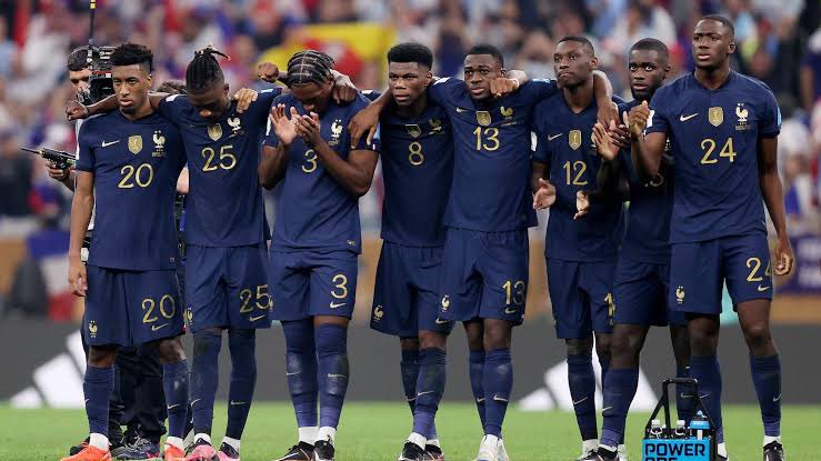 MbuyiseniNdlozi's tweet photo. France, whose national soccer team is dominated by immigrants, is burning today because they don’t want immigrants. 

Colonial stupidity! Win us trophies, but you are not welcome to France! This is after colonising over 74 counties and still taking colonial taxes from them! Mcm! https://t.co/iVQrh0Gl6r
