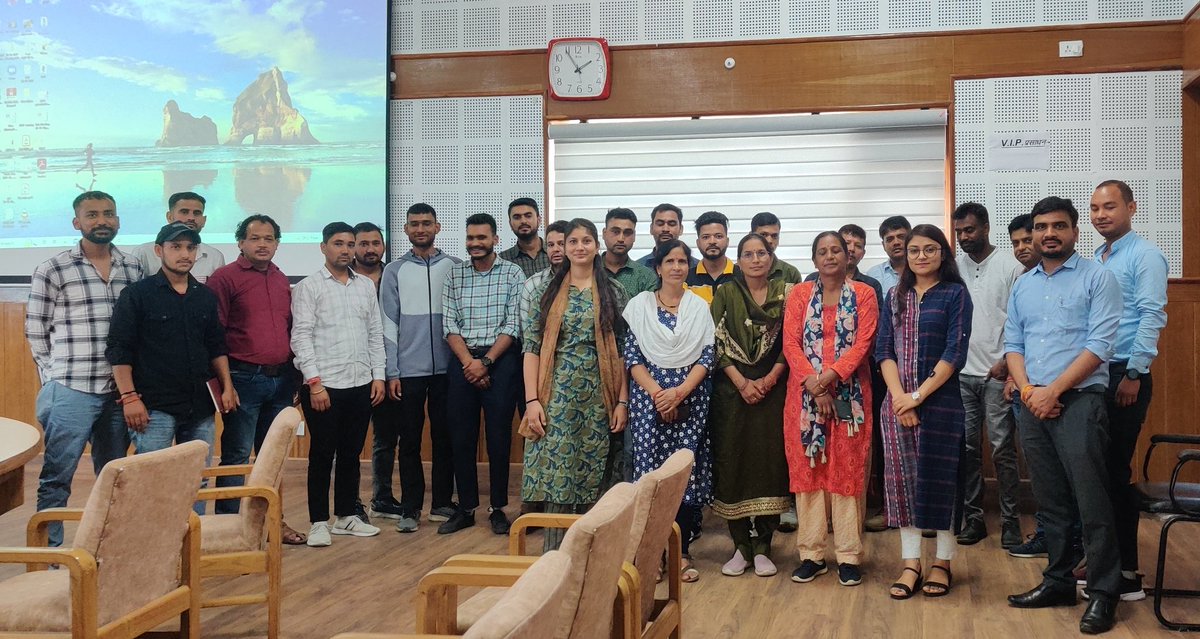 REAPPauri's tweet photo. In order to promote the #entrepreneurhip in rural areas, #UGVS_REAP @REAPUttarakhand has organised a #1_day_workshop
on July 03/2023 in #Vikas_Bhawan, Pauri Garhwal, which was #attended by the all #block_level staff of #REAP_Pauri.
#Rural_Business_Incubator
#Entrepreneurship https://t.co/eEJgPO9pjP
