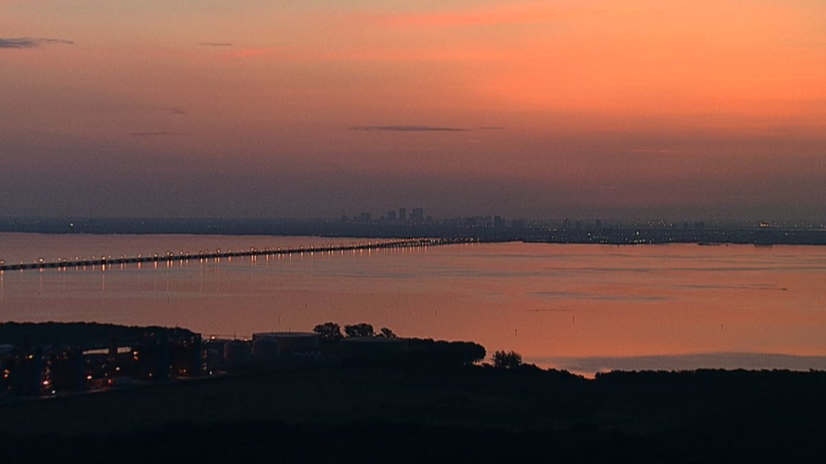Wow, now THAT is a sky. Tampa Bay, you are beautiful baby! #GMTB #TampaBayTraffic