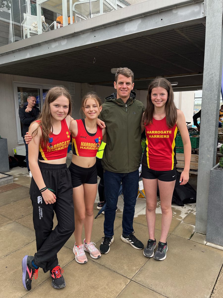 Making the most of having <a href="/jonny_brownlee/">Jonathan Brownlee</a> at <a href="/hharriers/">Harrogate Harriers</a> 10k