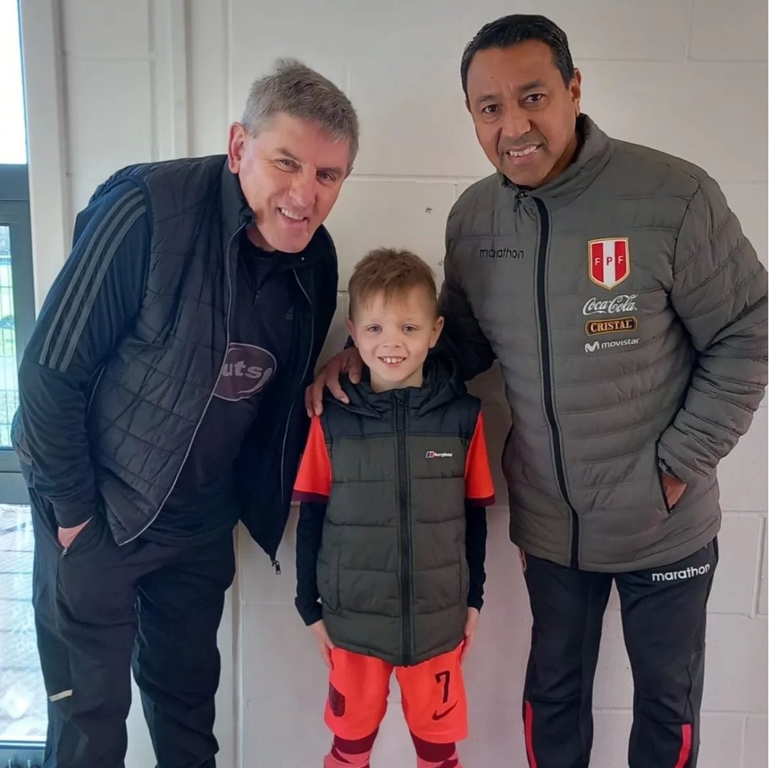 Come and train with Peter Beardsley at the soccer school #nufc #localevent #NEWCASTLE book here 👉peterbeardsleysoccerschool.com/?_ab=0&_fd=0&_…