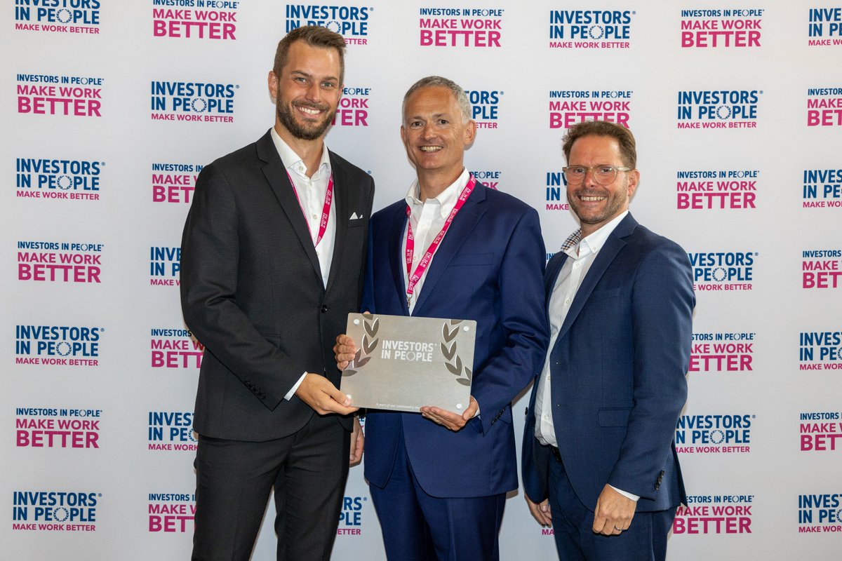 Concordia Charity (@concordiachat) on Twitter photo We are excited and honored to receive the Silver Award at the Investors in People celebration in London!
Here we are Victor, our Head of Youth Programme, and Ian Hamer, Head of Finance together with Paul Devoy – Chief Executive of <a href="/IIP/">Investors in People</a> 🥳
#charity #award #people We are excited and honored to receive the Silver Award at the Investors in People celebration in London!
Here we are Victor, our Head of Youth Programme, and Ian Hamer, Head of Finance together with Paul Devoy – Chief Executive of <a href="/IIP/">Investors in People</a> 🥳
#charity #award #people