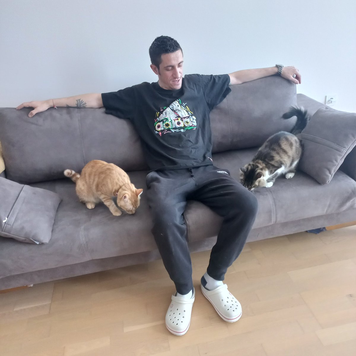 Aşağı yukarı aynı yaşlarda babam ve ben :)