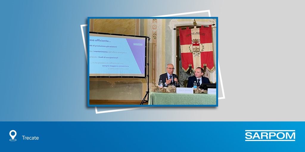 EssoItaliana's tweet photo. Fabrizio Portinari, Direttore Tecnico Raffineria SARPOM, ha illustrato, nel corso della conferenza stampa di inaugurazione, il progetto di produzione di biocarburante avanzato presso la raffineria SARPOM di Trecate https://t.co/hxiGnnOEoe