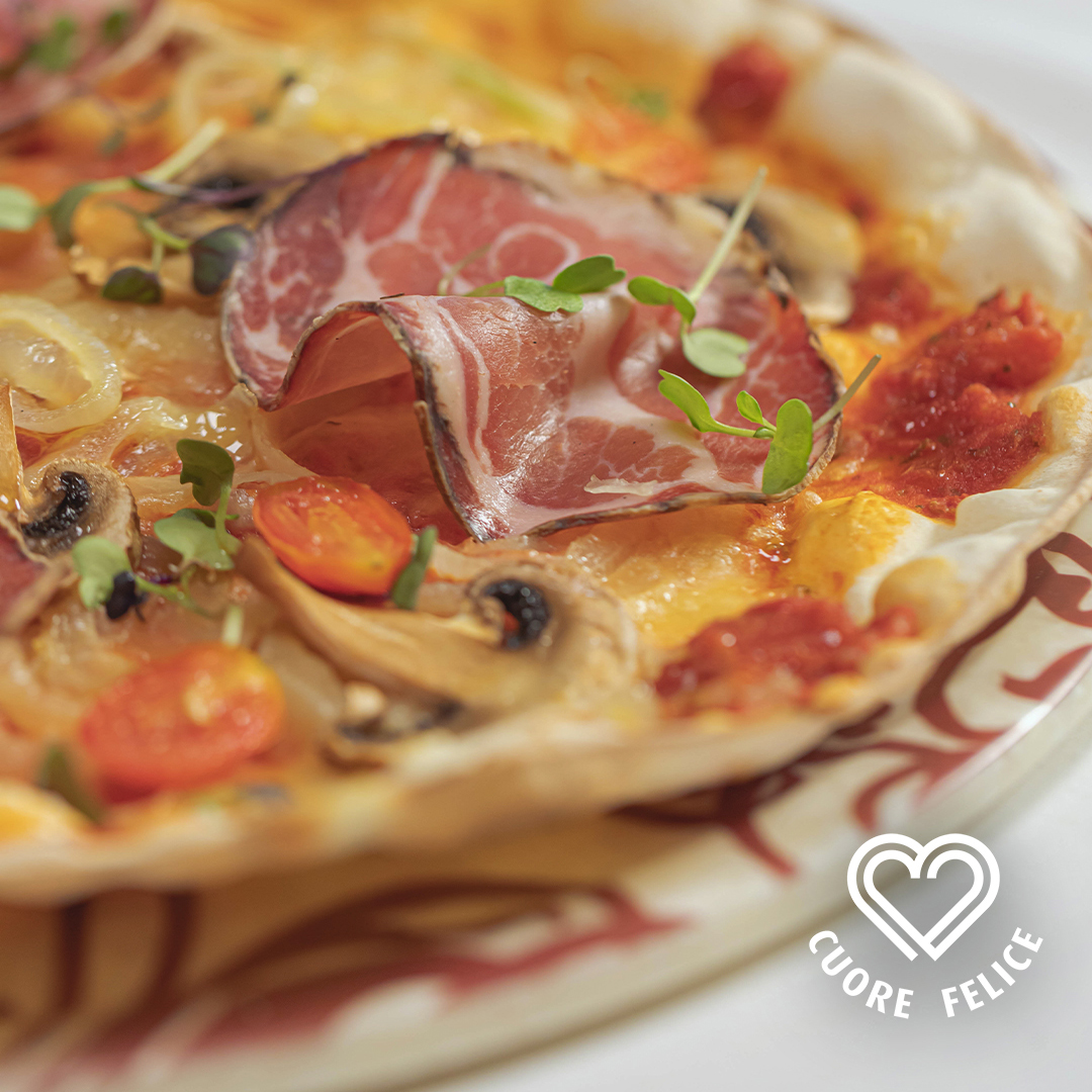 Nuestra #Pizza Cuore Felice está elaborada con ingredientes #cardiosaludables: tomate, mozzarella, coppa, champiñones, cebolla confitada y tomate cherry. Descubre los platos #CuoreFelice y colabora en la investigación contra enfermedades cardiovasculares: bit.ly/CuoreFeliceTag