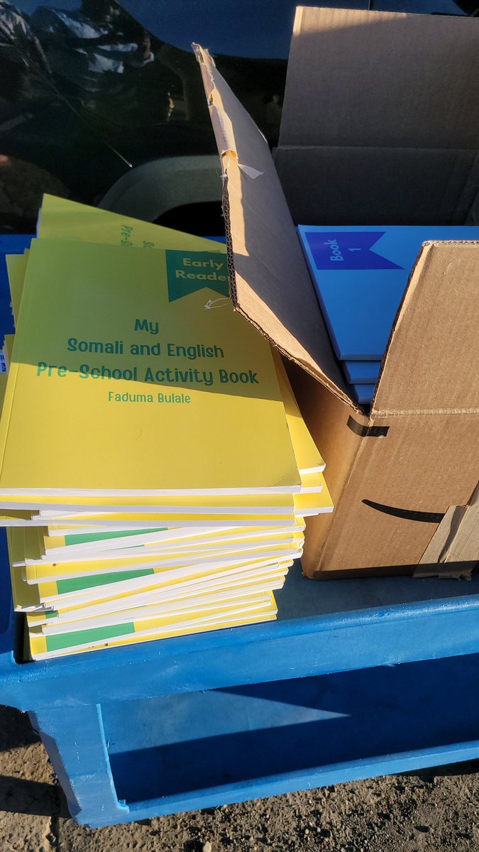 Abdirahman0299's tweet photo. Thanks to #impactpublicschools for giving away hundreds of early #childrenbooks during the Somali independence celebration!
I left the remaining books at #MAYF. https://t.co/dMioirutN2