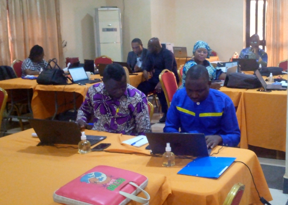 unfpa_benin's tweet photo. @unfpa_benin avec la collaboration de UGC-UNSDCF renforce les capacités de ses partenaires de mise en œuvre pr l'amélioration de la performance du Programme en cours & la préparation de la prise en main du 10ème programme de coopération 2024/2026. #ThreeZeros #LeavesNoOneBehind https://t.co/bCQ4AzWMmc