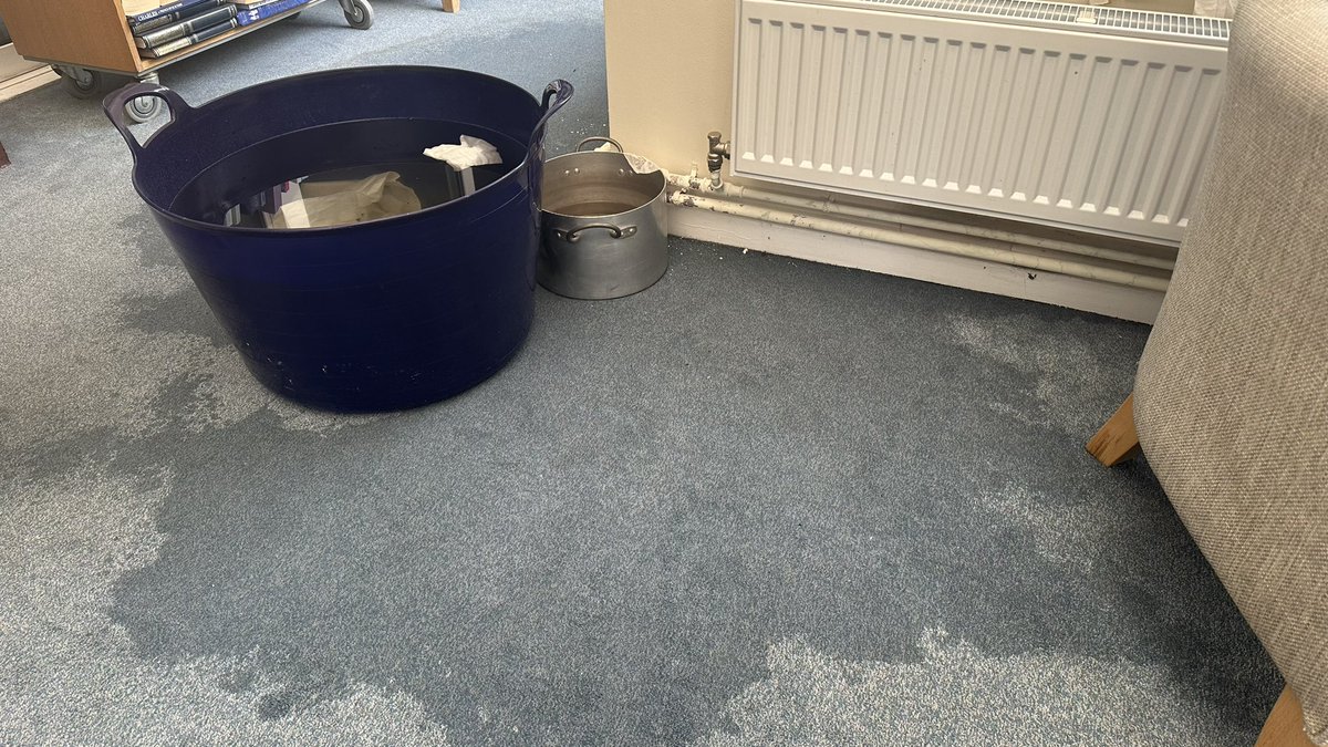 wnewton01's tweet photo. @peaksplains after a slight bit of rain we are back to having flooded carpets, it’s ok saying put buckets down but can you expect someone in their latter years to empty something this size when it gets full like this? Fix the issues or empty the buckets. Don’t ignore the elderly! https://t.co/Ul1MwVByLr