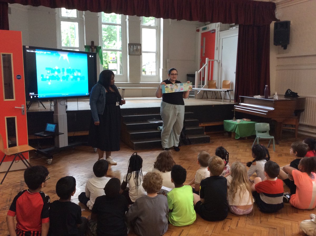 roechurch_sch's tweet photo. Thank you Tatiana @RoehamptonL @wandsworthlibs for coming into school to introduce the #SummerReadingChallenge! We canβt wait to get started #RCSReaders #WeLoveReading π https://t.co/X2pC88GnnX
