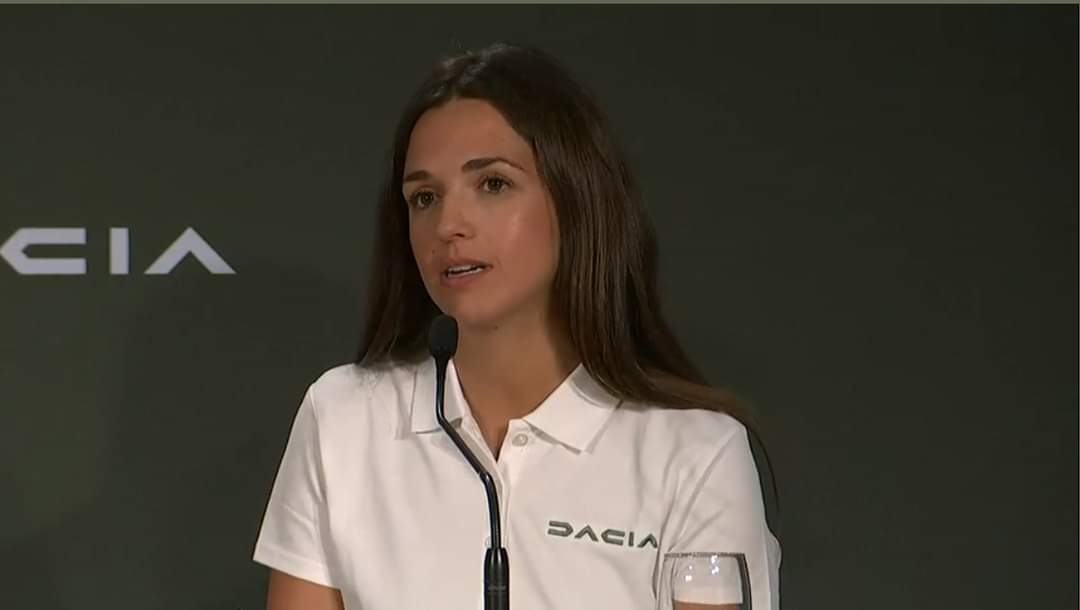 Sport_Meca's tweet photo. Sébastien Loeb et Cristina Gutiérrez rejoindront Dacia pour le Dakar 2025.
#Dakar https://t.co/M3ROCqvG8g