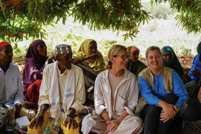 Kelly T. Clements tweet media