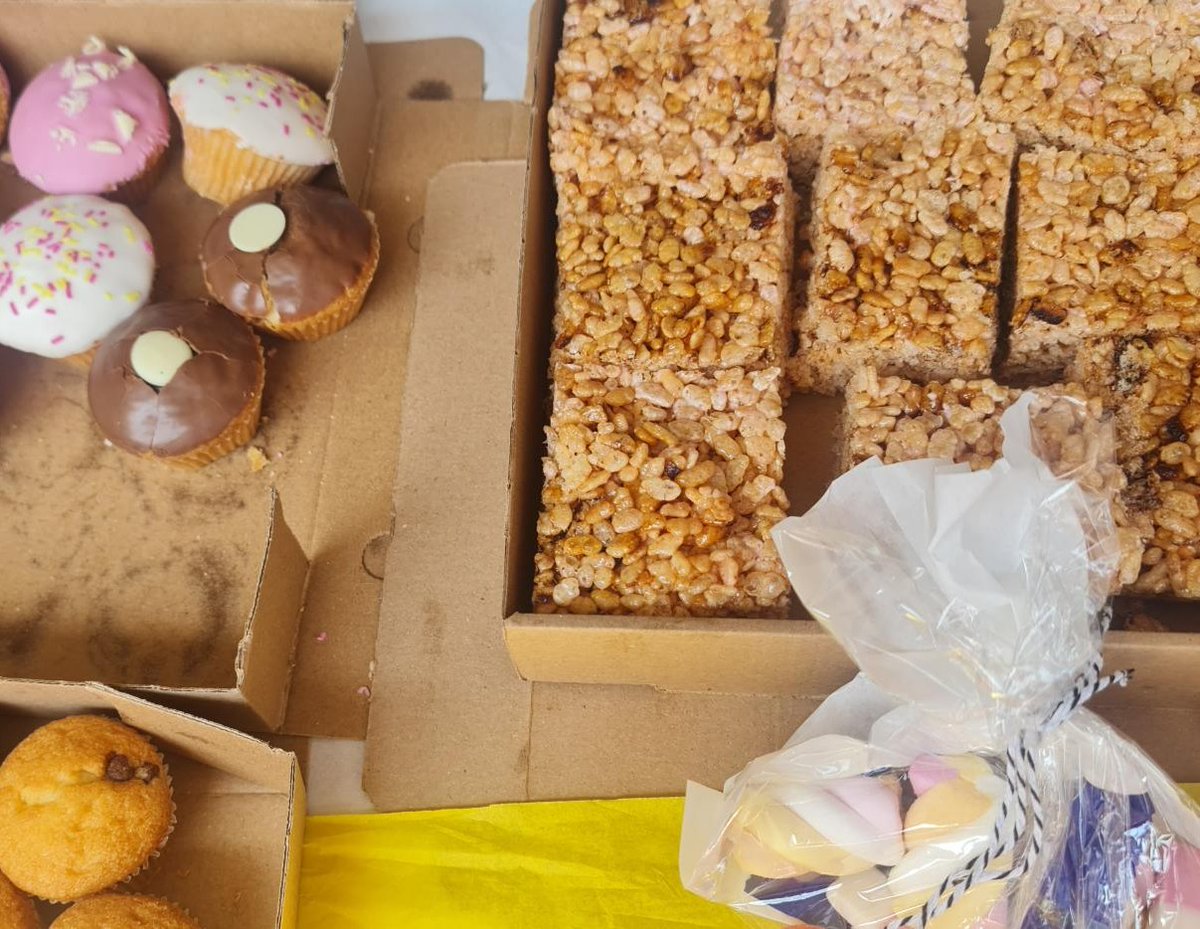 BishopBurton's tweet photo. Our Foundation students nailed their Enterprise Project! π
Their stall items included campus-themed greeting cards, delicious treats, and crafts!
The result? They raised an impressive Β£141.50 for @CR_UK πποΈ
#FoundationStudents #EnterpriseProject #FundraisingForCharity https://t.co/VbOCyPRIFm